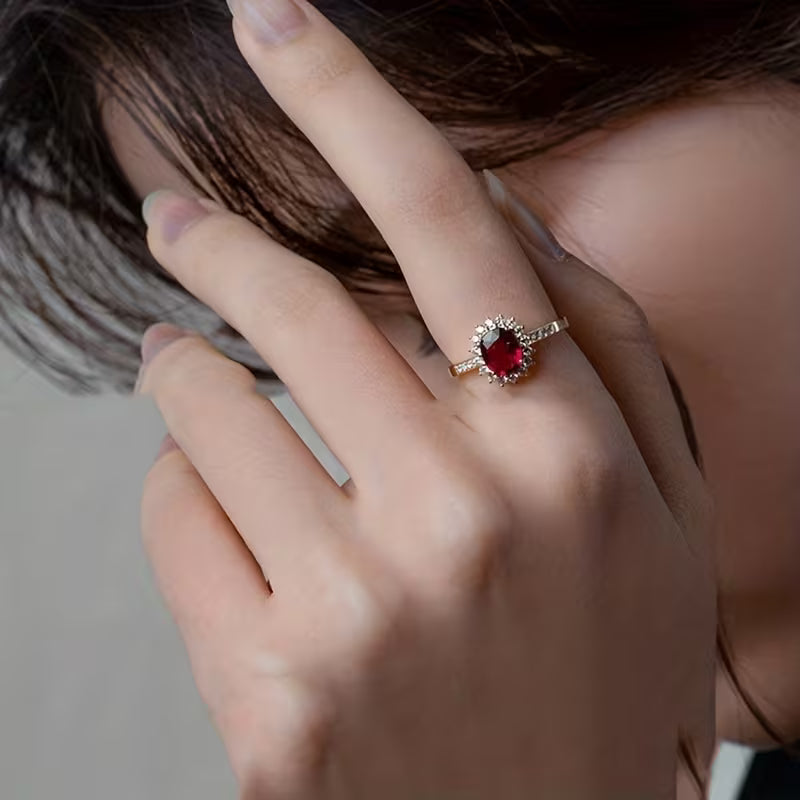 Pierścionek Empress Red | Złoto