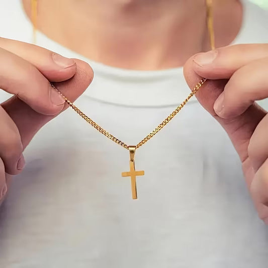 Naszyjnik z krzyżem ze złotej stali tytanowej